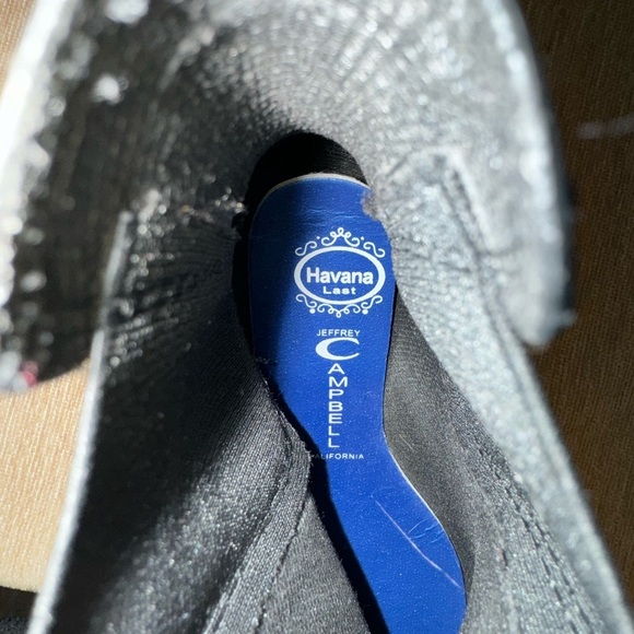 Like new! Jeffrey Campbell Havana Last Rain Boot, sz 7 - Picture 13 of 13